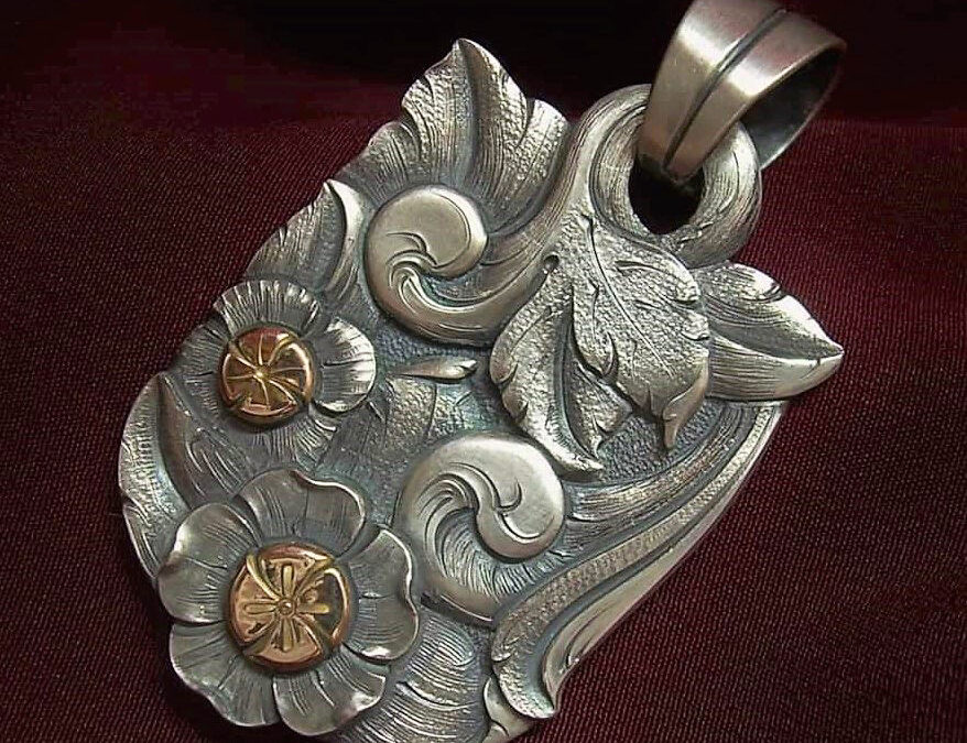 Oblong Pendant by Javier Ribeyrol