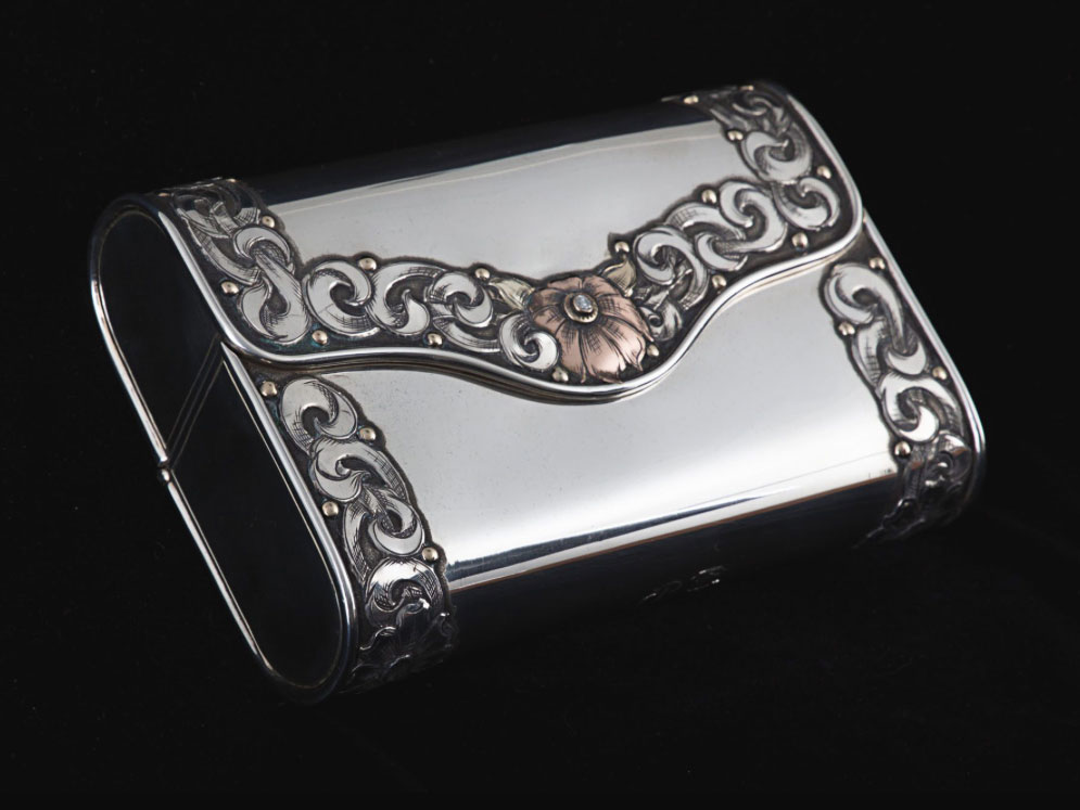 Mankato Style Spur Strap Buckles on Custom Straps by Baru Forrel