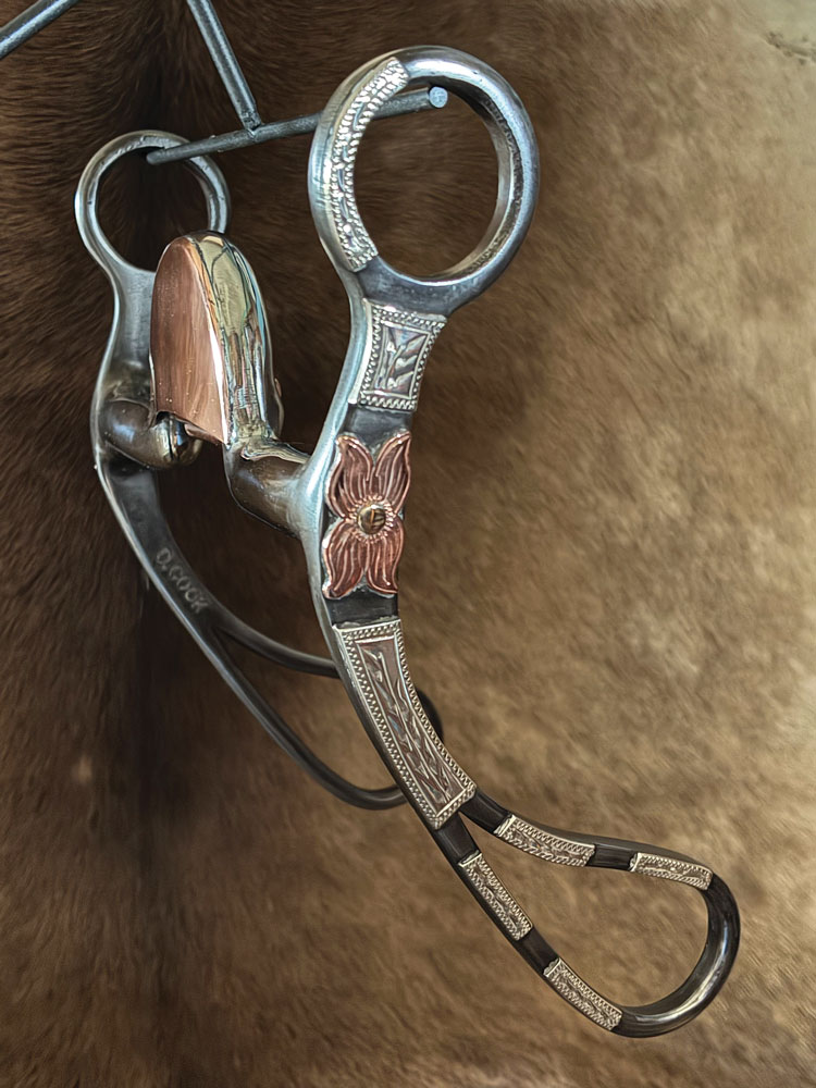 Mankato Style Spur Strap Buckles on Custom Straps by Baru Forrel