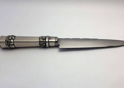 Knife by Javier Ribeyrol
