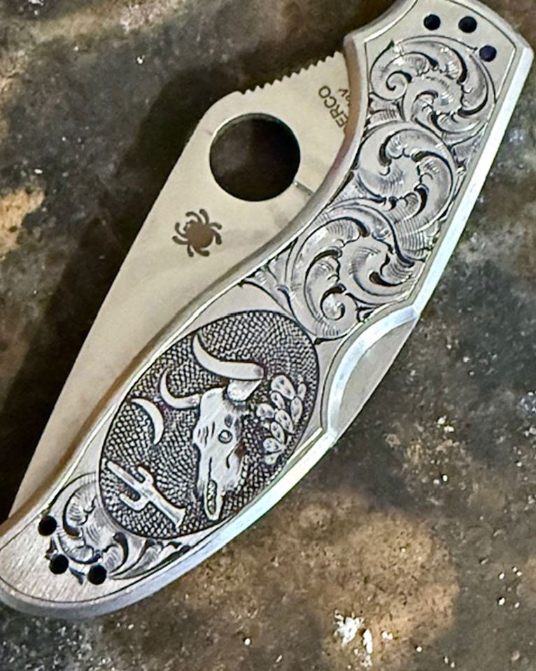 Mankato Style Spur Strap Buckles on Custom Straps by Baru Forrel
