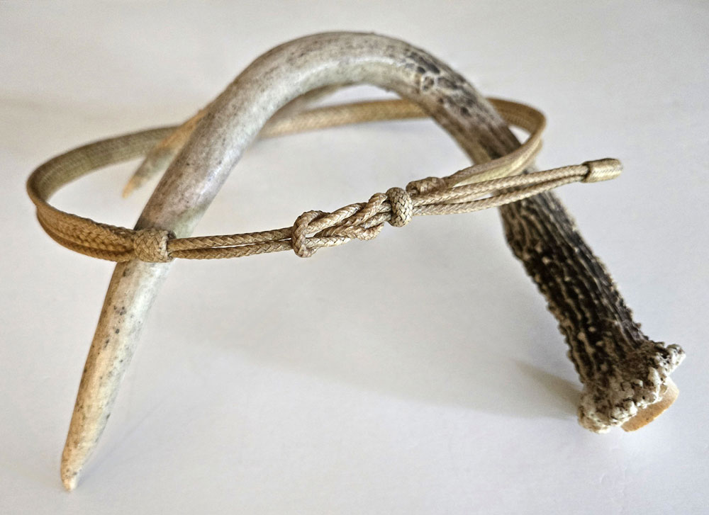 Mankato Style Spur Strap Buckles on Custom Straps by Baru Forrel