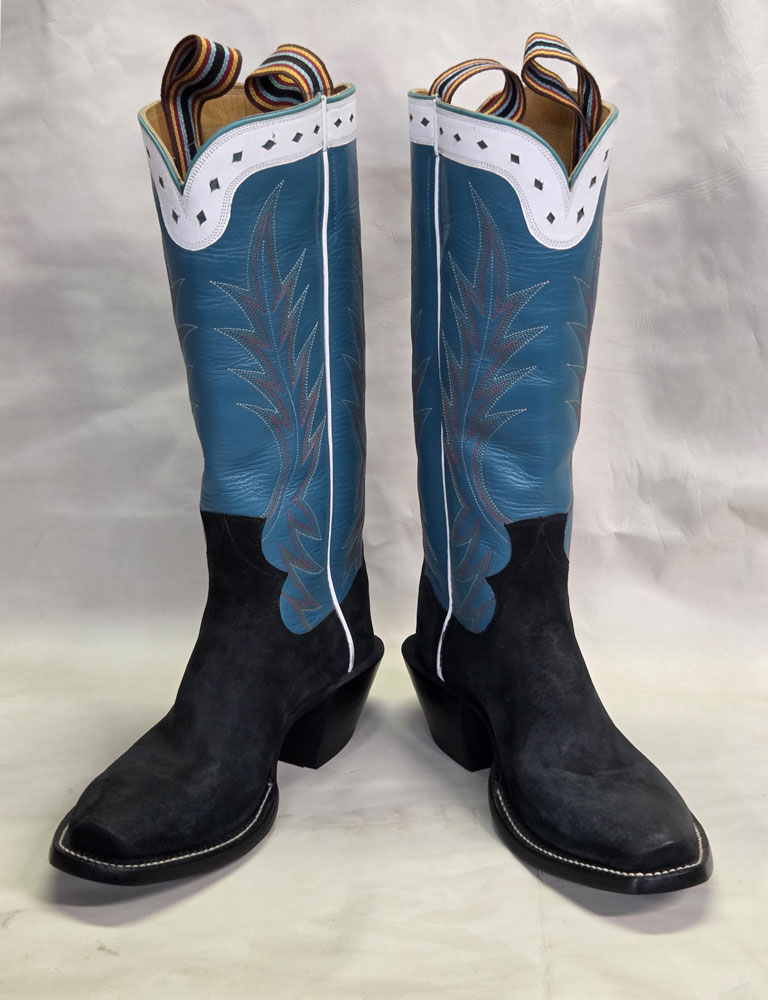 Mankato Style Spur Strap Buckles on Custom Straps by Baru Forrel